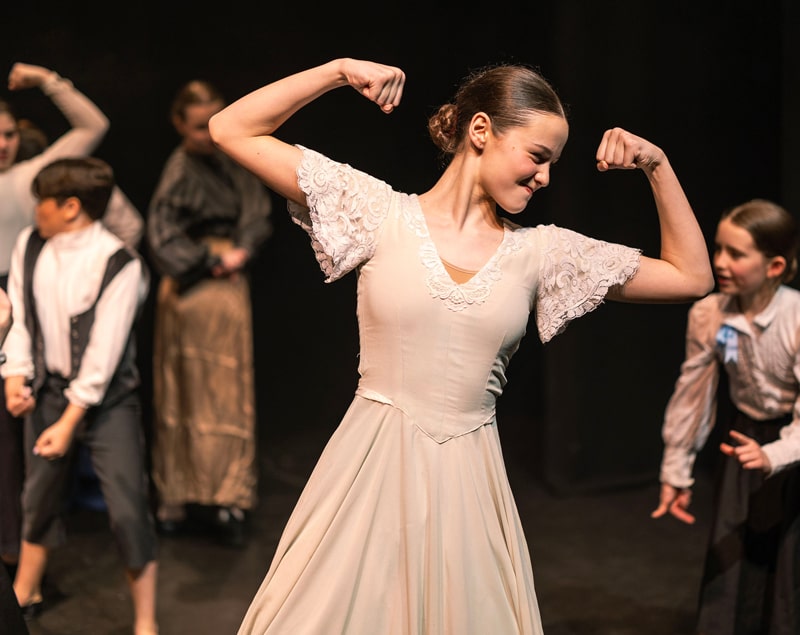 Tri-Art Theatre and Dance
