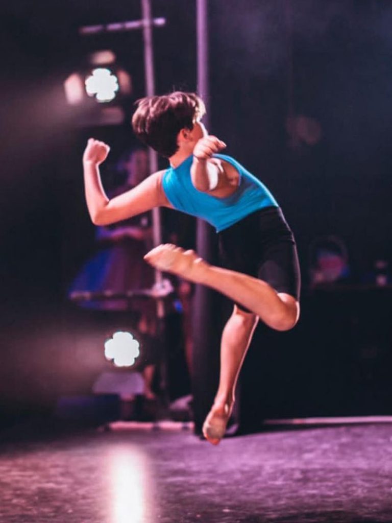 Mids – Tri-Art Theatre and Dance